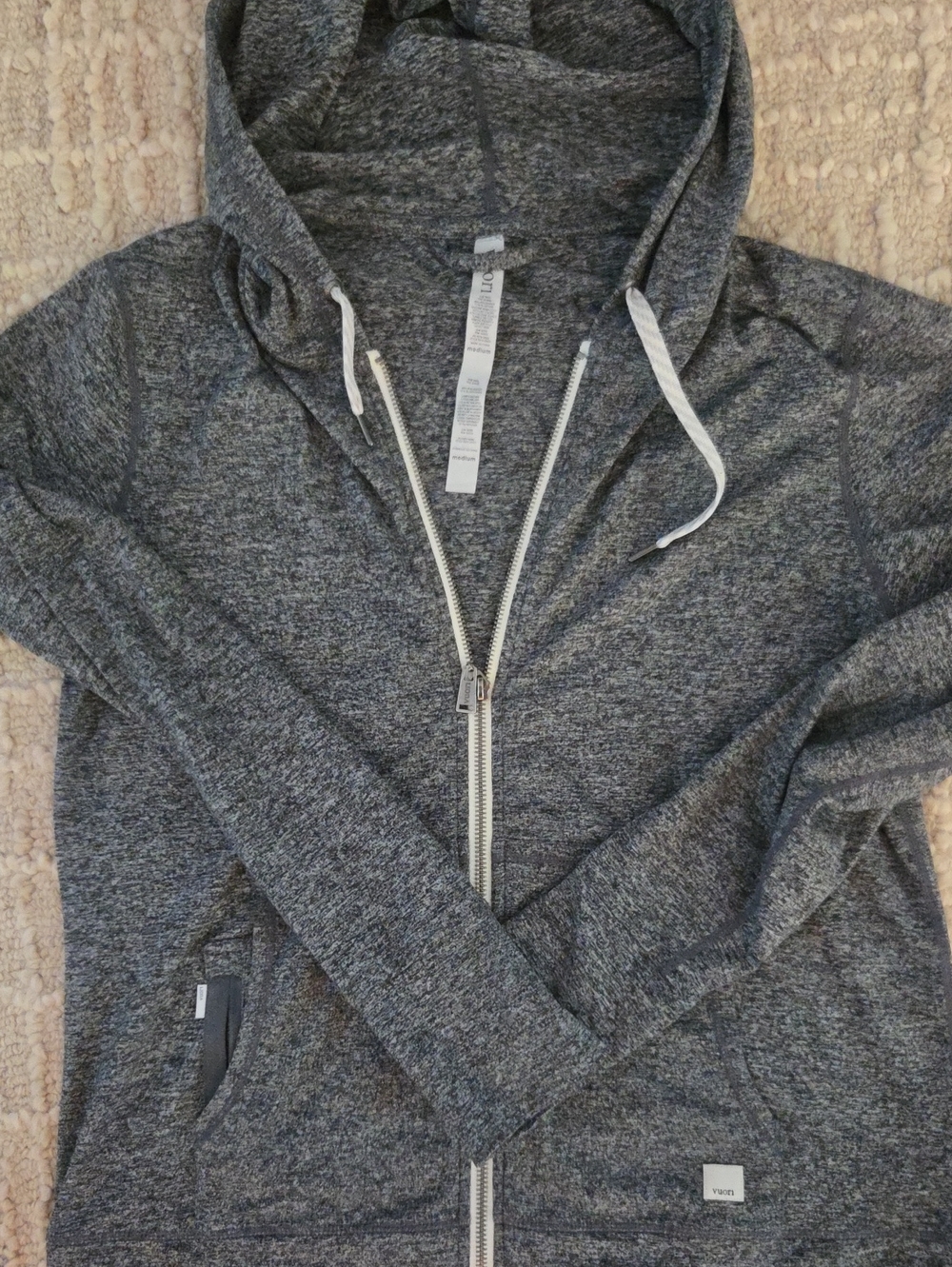 Vuori Halo Performance Full Zip Hoodie - Heather Gray Women's Medium NWOT